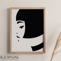 Mockup de l'affiche Claudia, une illustration abstraite minimaliste en noir et blanc d'une femme de profil dans un style années 60.