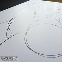 Illustration line art d'une femme nue, affiche érotique Mia, dessin original Blackpigma.