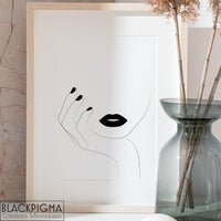 Mockup affiche minimaliste d'un portrait abstrait de femme en noir et blanc, et line art.