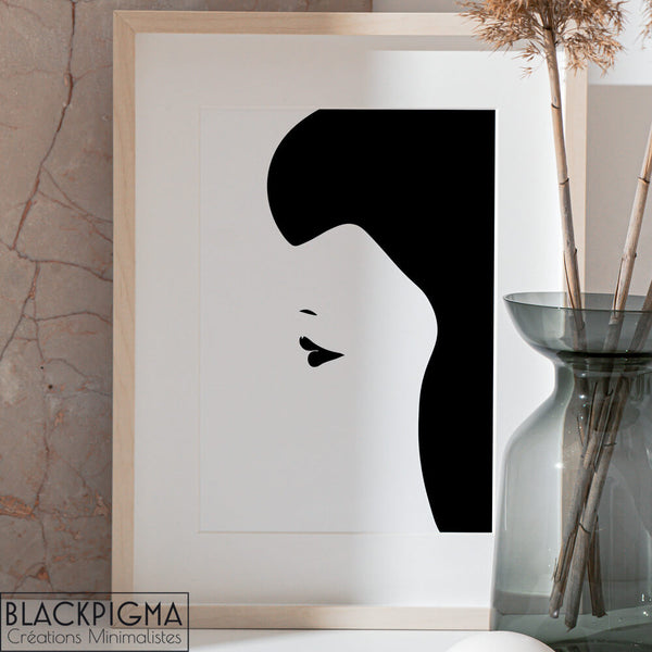 Mockup affiche minimaliste en noir et blanc graphique, portrait d'une femme de profil, visage abstrait.