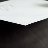 Papier blanc épais 250g, qualité supérieure, illustration noir et blanc Lara.